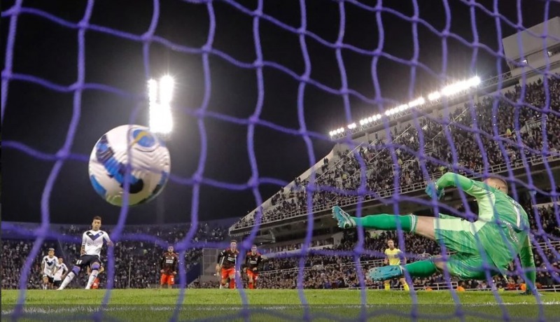 Lucas Janson, el goleador silencioso